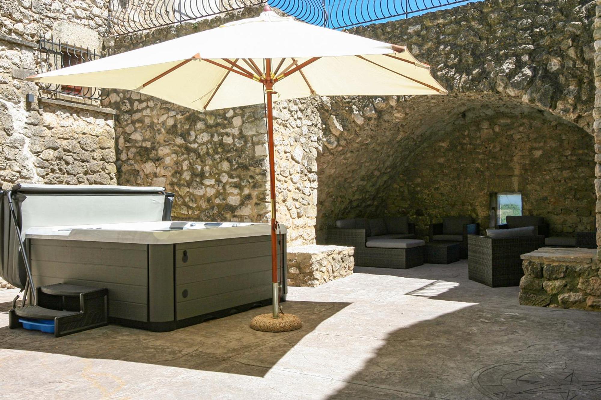 La Closerie D'Escalin Gite 12 Personnes Et Jacuzzi La Garde-Adhémar Zewnętrze zdjęcie