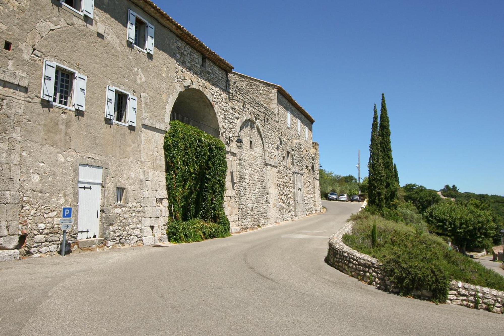 La Closerie D'Escalin Gite 12 Personnes Et Jacuzzi La Garde-Adhémar Zewnętrze zdjęcie